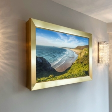 50" Landscape - Signature Shaped 50" signature series mirror tv with gold frame